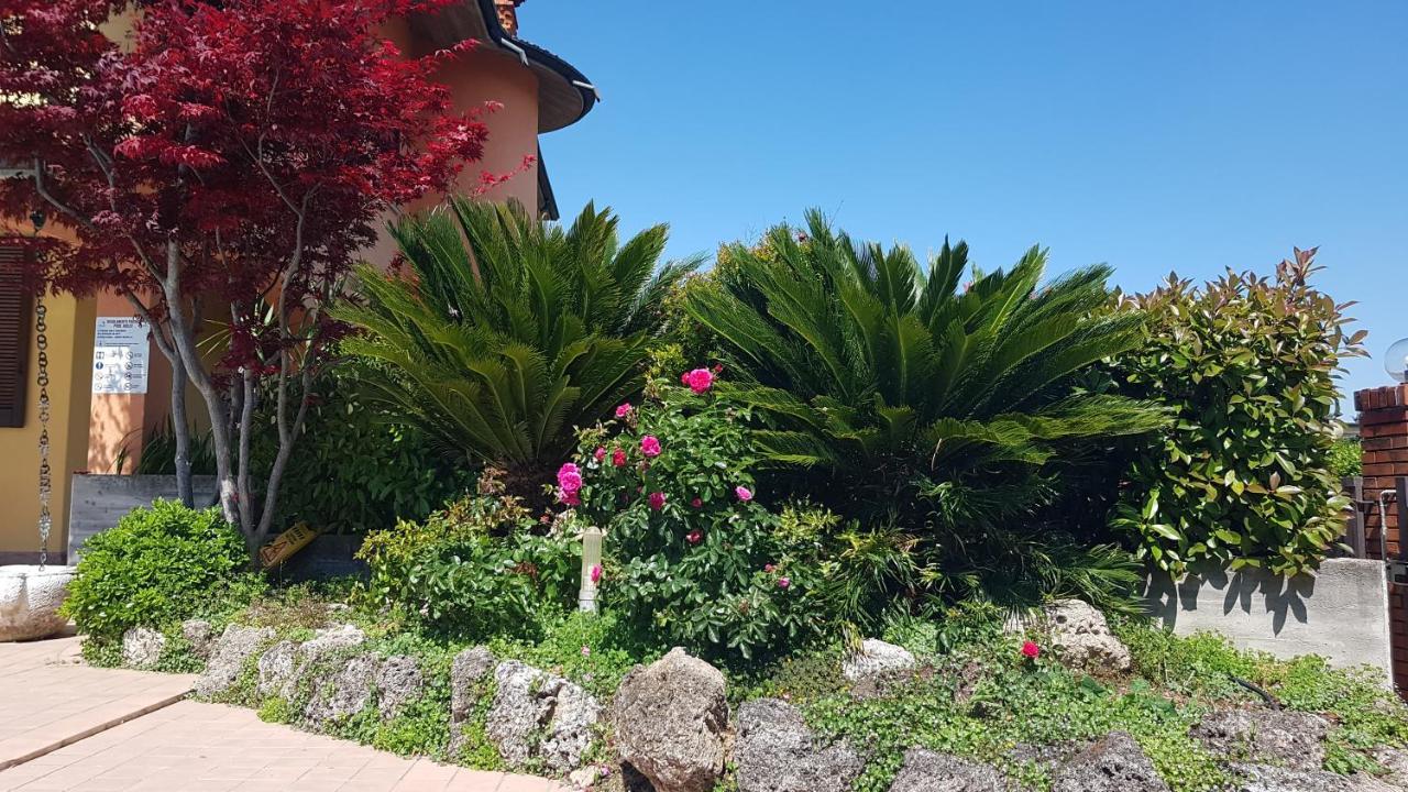 ديسينسانو ديل غاردا B&B Villa Giulia المظهر الخارجي الصورة