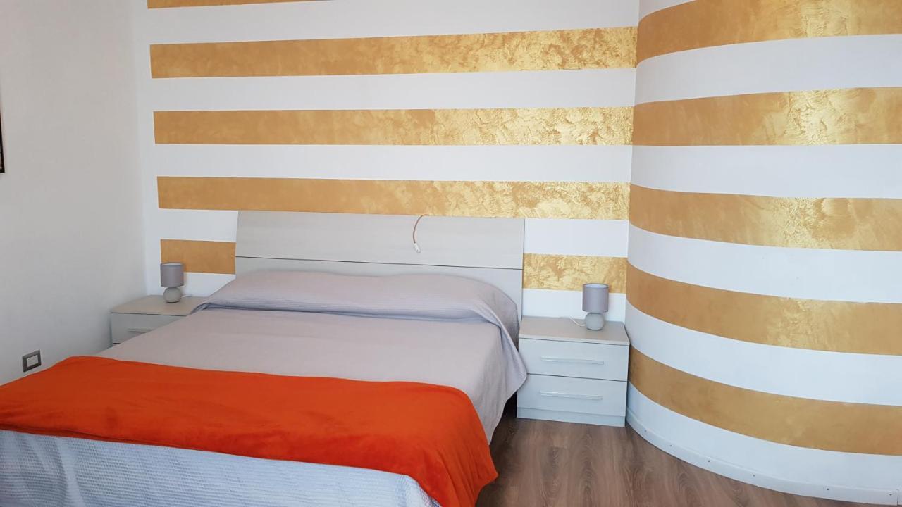 ديسينسانو ديل غاردا B&B Villa Giulia الغرفة الصورة