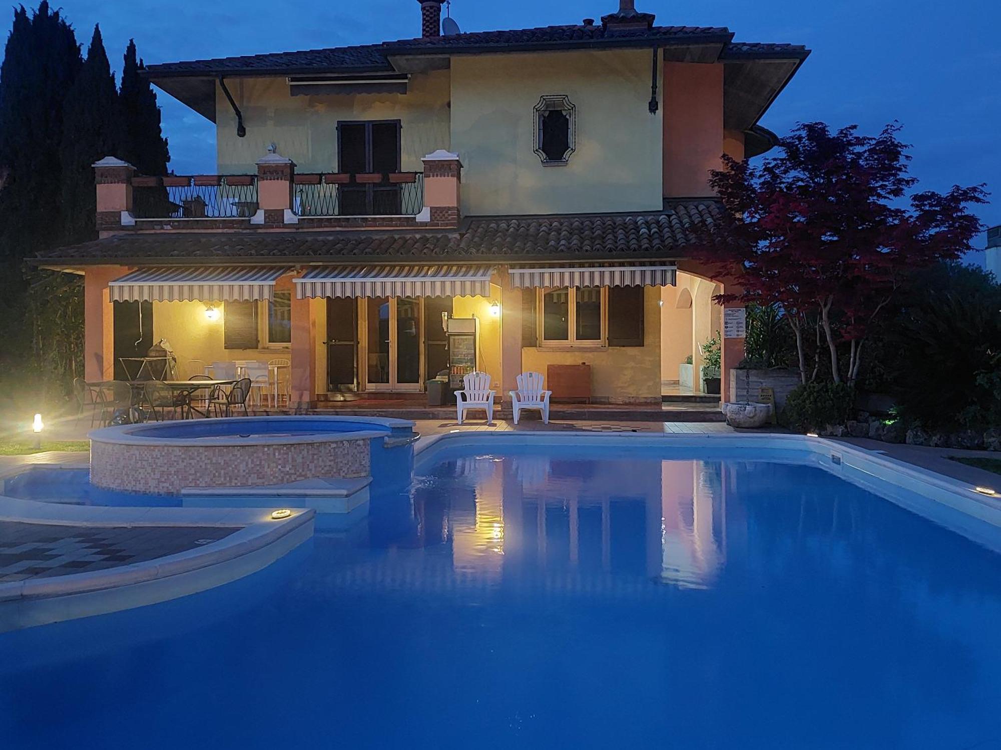 ديسينسانو ديل غاردا B&B Villa Giulia المظهر الخارجي الصورة