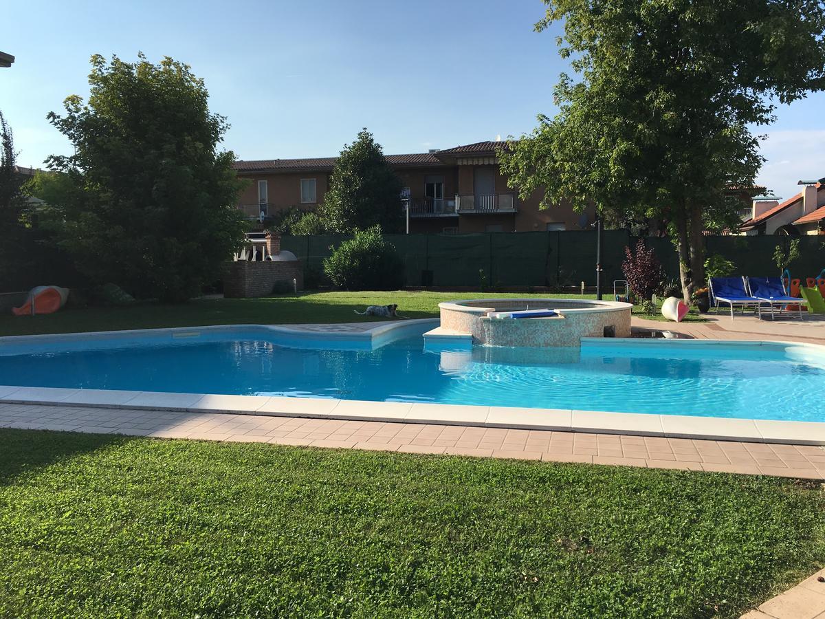 ديسينسانو ديل غاردا B&B Villa Giulia المظهر الخارجي الصورة